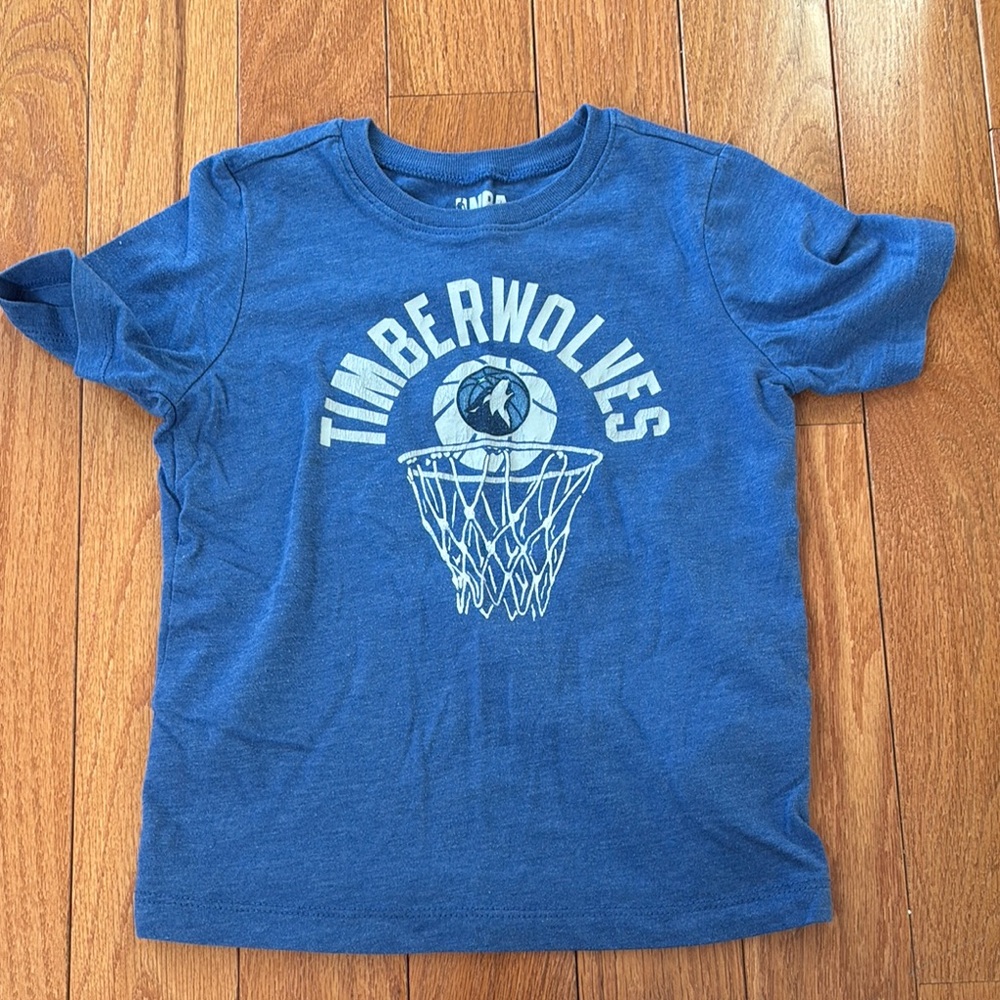 Timberwolves short sleeve tee, 4t